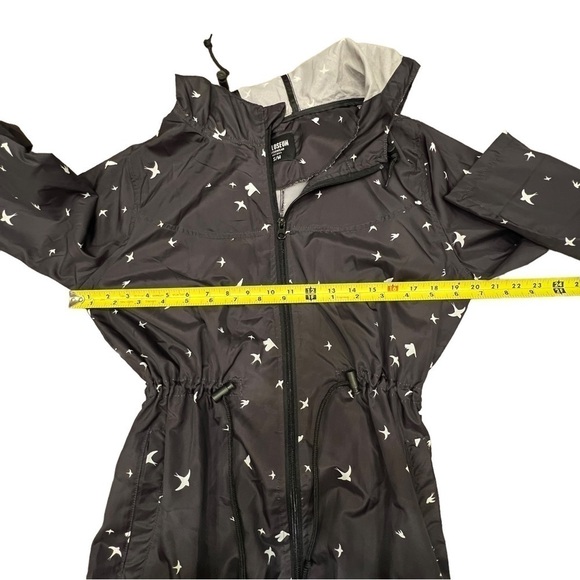 Colloseum Outerwear Women’s Black & White Jacket with Hood, Size Small - Picture 8 of 17